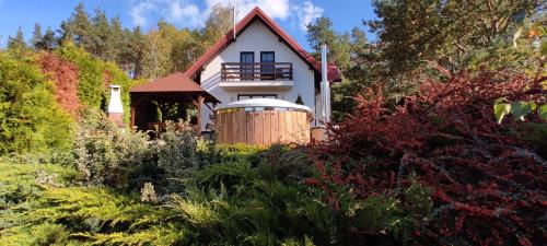 Sulecki Borek Casa | Domek na Kaszubach - Wczasy Zdunowice