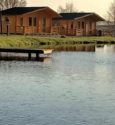 Golczewo Casa | Domek nad stawem