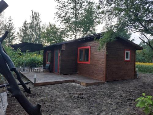Wilga Casa | Domek w ogrodzie "Bzyczek"