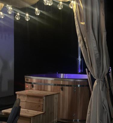 Łacko Apartamento | Domek z balią Pod Dębem