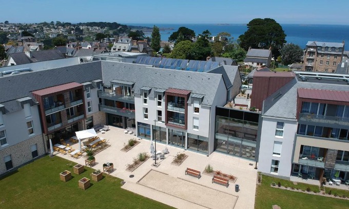 Perros-Guirec Apartamento | Domitys - Les Mégalithes Roses