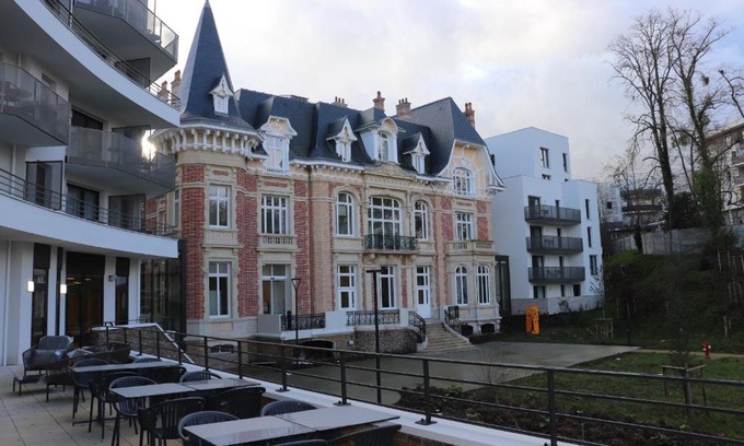 Poissy Apartamento | DOMITYS Résidence services seniors LE PARC DES AUBIERS