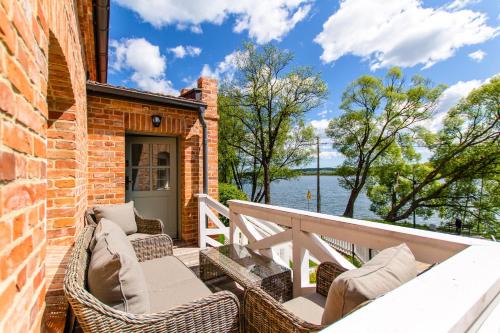 Lapalice Casa | DOMKI APARTAMENTOWE CHMIELÓWKA