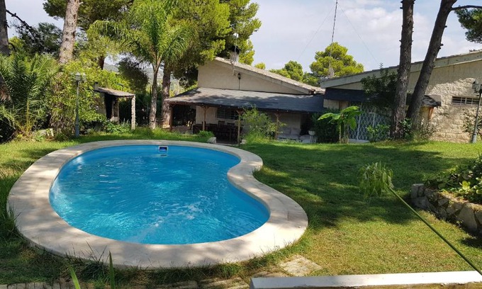 Turis Casa | Domus Valencia Apartamentos Casa con piscina privada a 30 minutos de Valencia