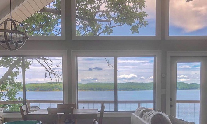 Iuka Casa | ¡NUEVO! Don's Lake House - Pickwick Lake - Impresionantes vistas