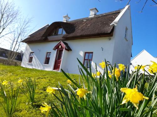 Loughanure Casa | Donegal Thatched Cottage