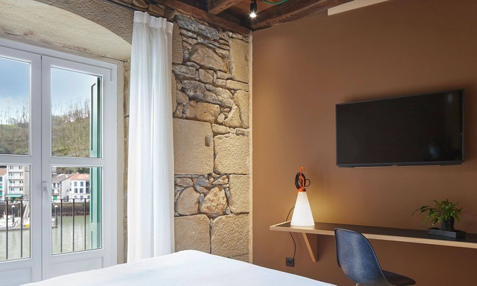Pasai Donibane Cama Y Desayuno | Donibanea