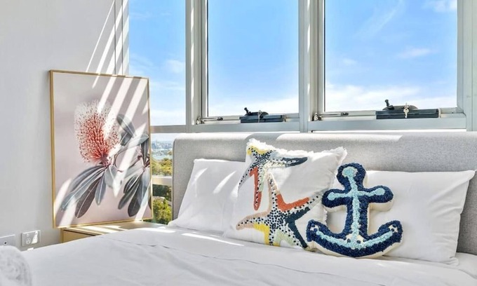 St. Leonards Apartamento | Doorstep to Metro & Iconic Harbour Bridge View