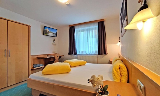 Fusch an der Grossglocknerstrasse Casa | Doppelzimmer Kat. B - Wasserfall, Hotel