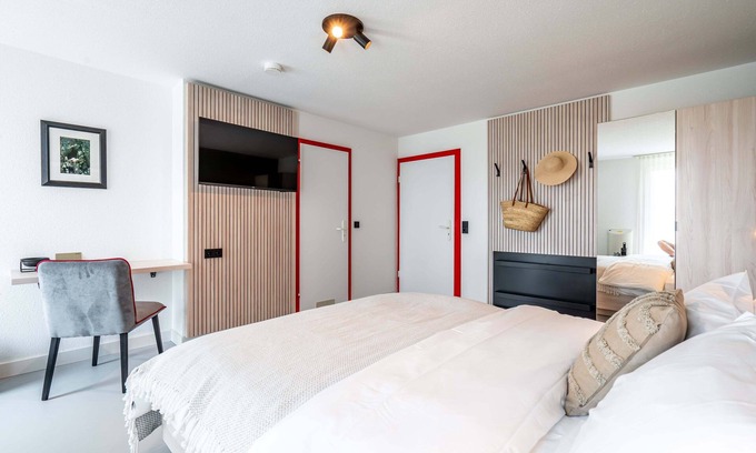 Breisgau-Hochschwarzwald District Apartamento | Doppelzimmer M mit Dusche und WC