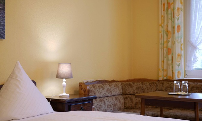 Seebach Apartamento | Doppelzimmer mit Balkon, 24qm, max. 2 Person