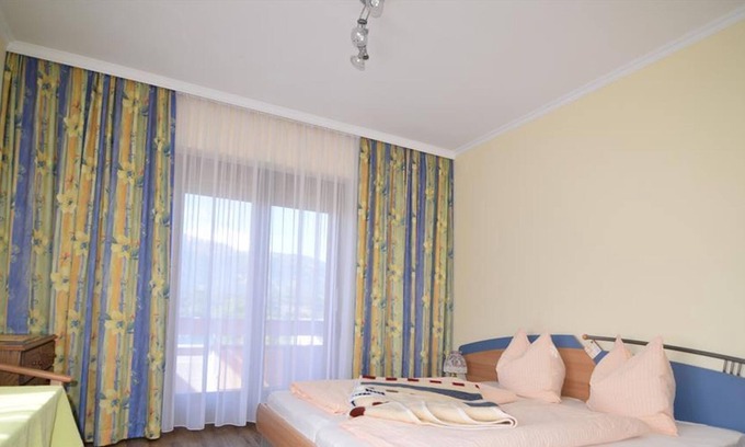 Seeboden Cabaña | Doppelzimmer mit Bergpanoramablick - Pension Frankhofer
