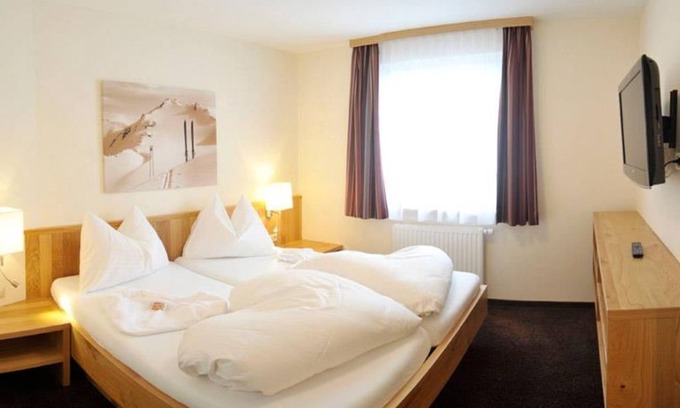 Haus im Ennstal Casa | Doppelzimmer mit Dusche, WC - Classic - Panoramahotel Gürtl