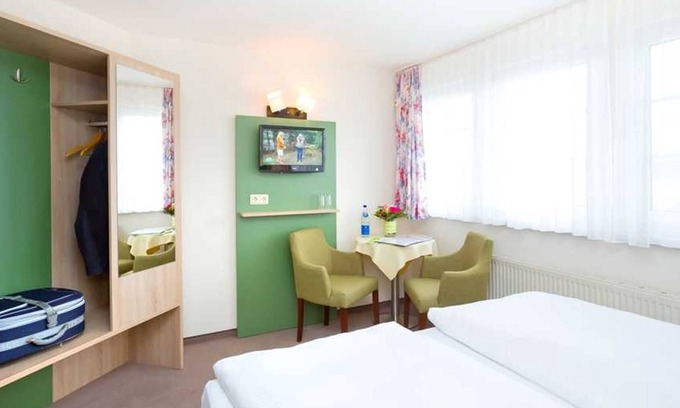 Neuensien Apartamento | Doppelzimmer mit Seeblick II - Ferienzimmer und -wohnungen mit Seeblick