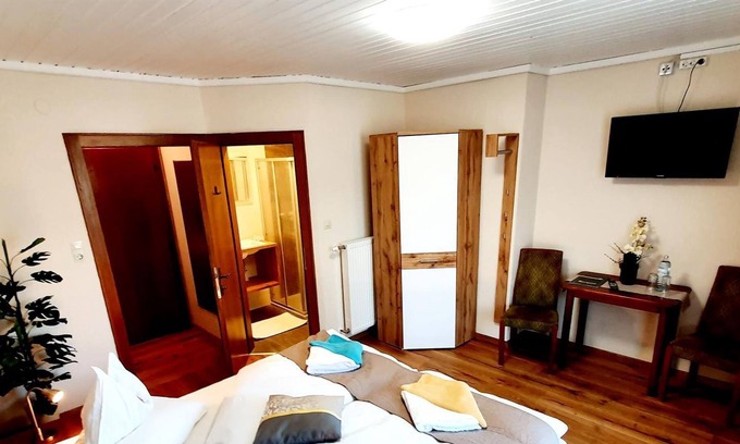 Seeboden Cabaña | Doppelzimmer Nockalm mit Balkon - Gästehaus Bärwald