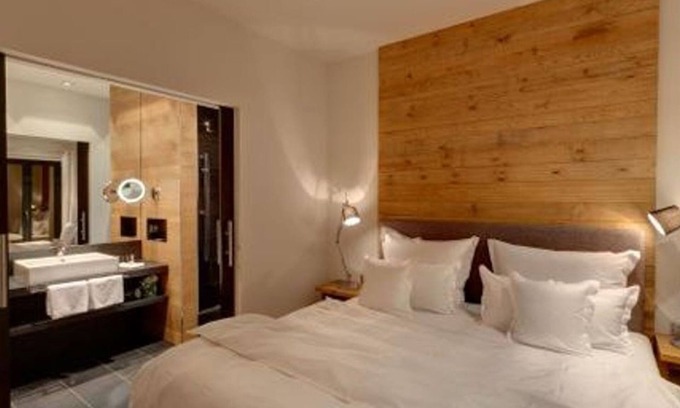 Lubben Casa | Doppelzimmer Superior mit Spreeblick und Direktem Zugang zum Garten - Hotel Strandhaus Boutique