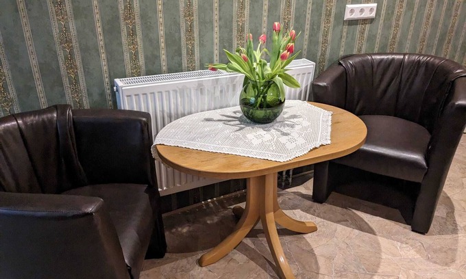 Edenkoben Apartamento | Doppelzimmer Weinrebe mit Kochnische an der Südliche Weinstraße