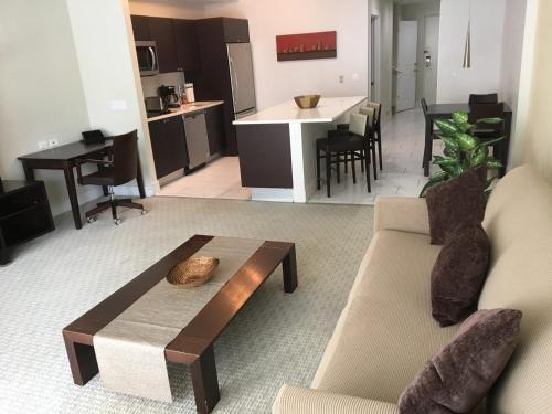 Doral Apartamento | Doral 2-Story Villa 3 Bed 4 Bath at Provident Doral at The Blue Miami