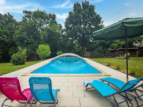 Villeneuve-sur-Lot Casa | Dordogne Poolside Escape