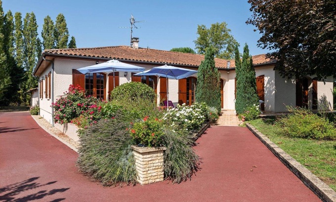 Pineuilh Villa | Villa en Pineuilh junto al río Dordogne