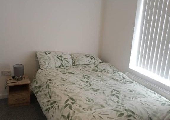 Burnley Casa | Double-bed H4 close to Burnley city centre