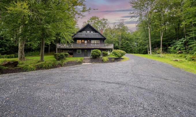 Killington Casa | Double Dipper - Upper Unit by Killington Vacation Rentals