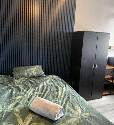 Levenshulme Casa | Double en suit room in Levenshulme