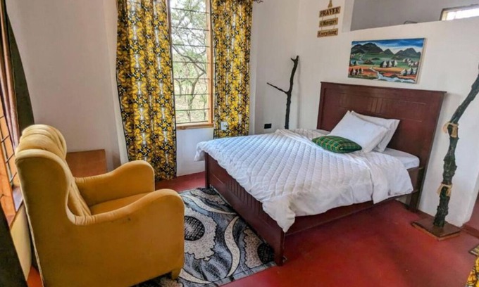 Mikumi Casa | Double G safaris and Camp Mikumi - Superior Single Room 2