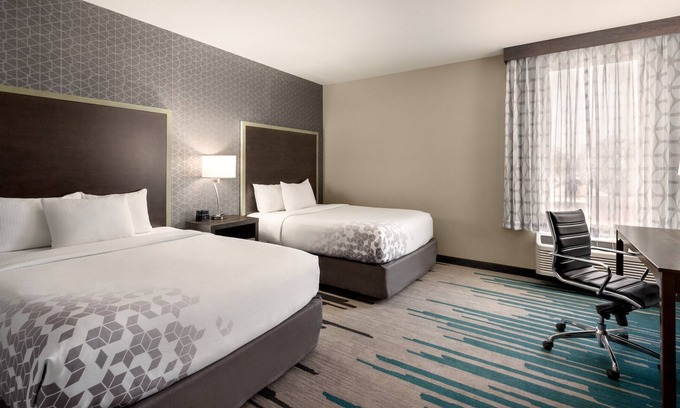 Clovis Hotel | Double Queen Bedroom