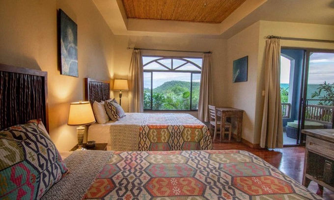 Popoyo Cama Y Desayuno | Double Queen Garden View