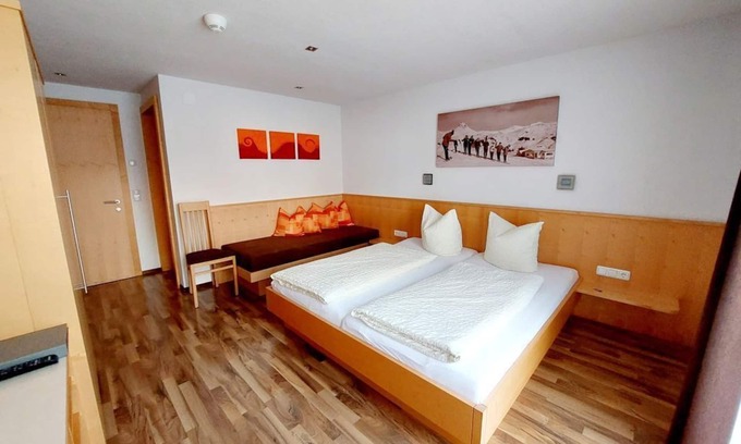 Damuels Apartamento | Double room C (comfort on the first floor) - Hotel Garni Krumbach