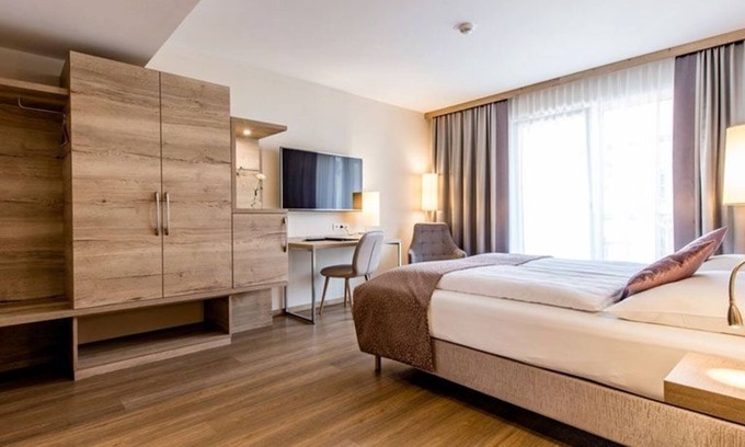 Mondsee Casa | Double room Classic wheelchair accessible - Hotel Krone
