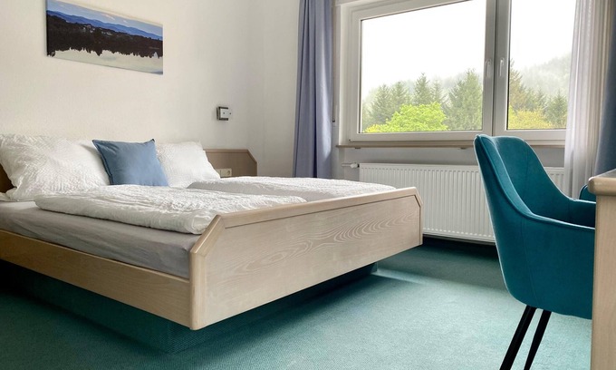 Gernsbach Apartamento | Habitación doble confort con baño privado externo