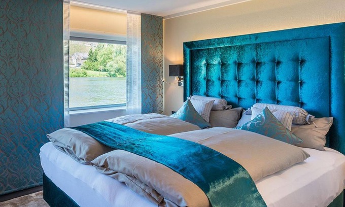 Muelheim Hotel | Hotel ∙ Habitación doble, ducha, WC, vistas al río