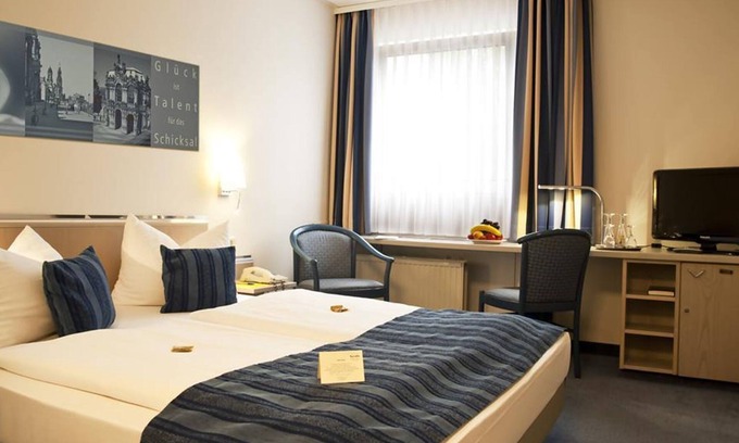 Leipziger Vorstadt Casa | Habitación doble "3 = 2" - Hotel Novalis Dresden