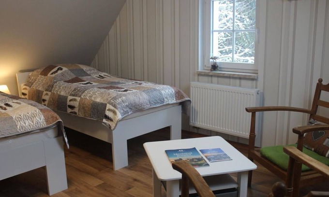 Pirna Apartamento | Habitación doble "Gritta", ducha, retrete - fortaleza Märcz
