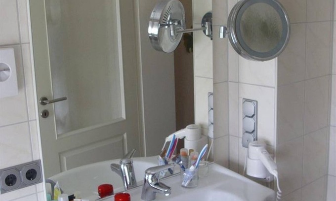 Osann-Monzel Cama Y Desayuno | Habitación doble, baño o ducha, WC, 1 dormitorio - Gästehaus Marietta