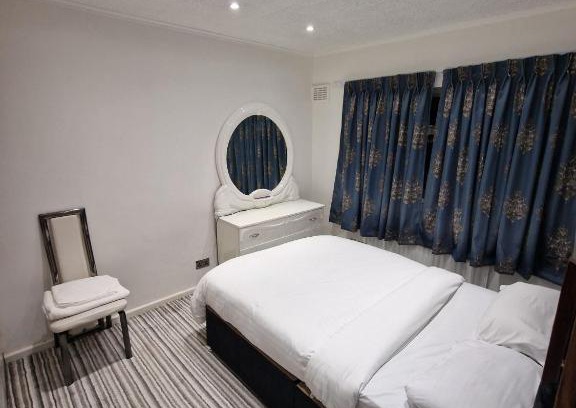 East Wickham Casa | Double room in a house Share