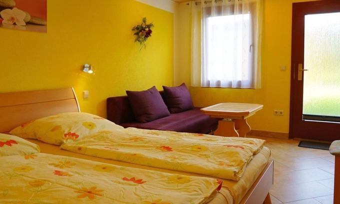 Pirna Cama Y Desayuno | Habitación doble, ducha, WC - Pensión No. 13