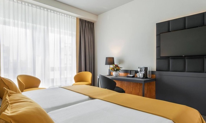 Pirnaische Vorstadt Casa | Double room Superior, walk-in shower - Dorint Hotel Dresden