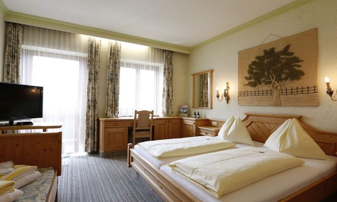 Schladming Casa | Double room "Tauern" with balcony with breakfast - Premium Wanderhotel Steirerhof