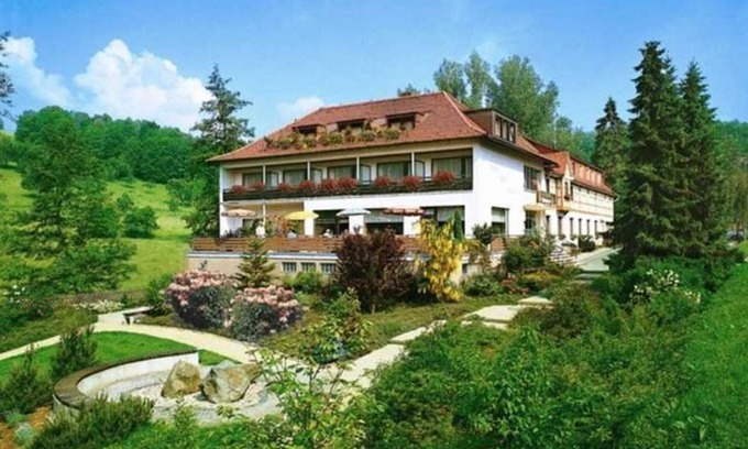 Lindenfels Casa | Double room with south-facing balcony 07 - Odenwald Sterne-Hotel Wiesengrund