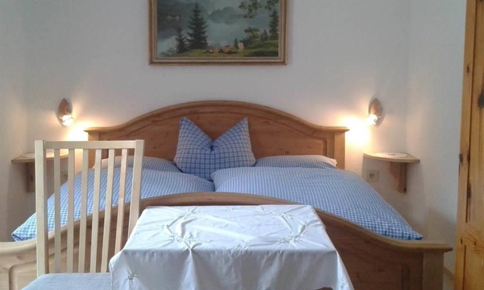 Faistenau Otro | Habitación doble sin ducha y aseo - granja orgánica Seemanngut