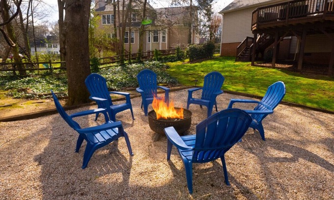 Charlotte Casa | Double the Fun | Sleeps 24 | Two Homes
