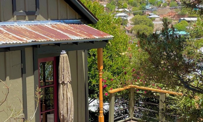 Bisbee Cabaña | Doublejack Pensión - un alquiler de vacaciones en Bisbee histórico