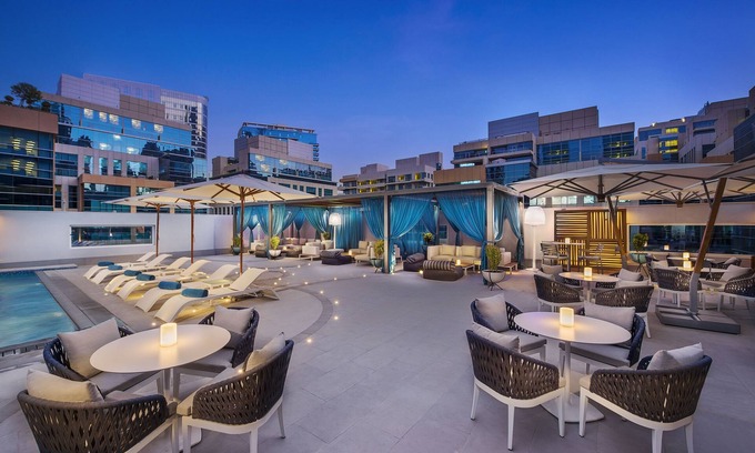 Downtown Dubai Hotel | DoubleTree by Hilton Dubai - Business Bay