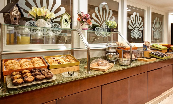Augusta Hotel | DoubleTree by Hilton Hotel Augusta