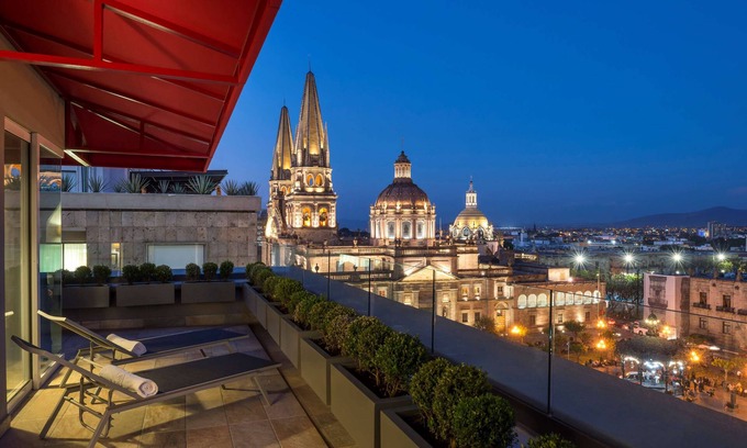 Centro de Guadalajara Hotel | DoubleTree by Hilton Guadalajara Centro Historico
