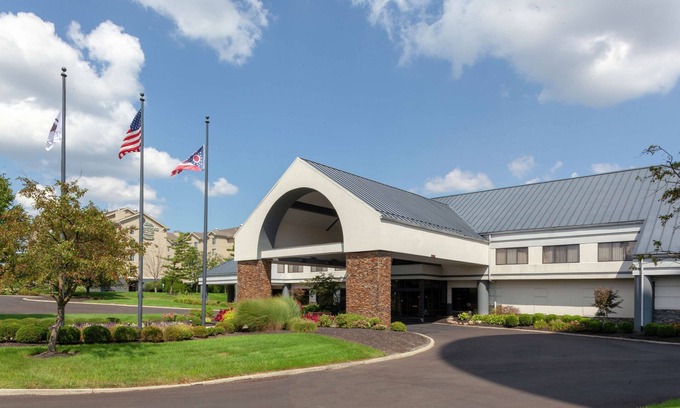 Miamisburg Hotel | DoubleTree Suites by Hilton Dayton - Miamisburg