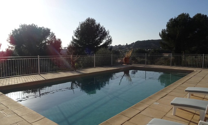 Sanary-sur-Mer Villa | Douce paréntesis sanaryenne ... clasificado 3 estrellas